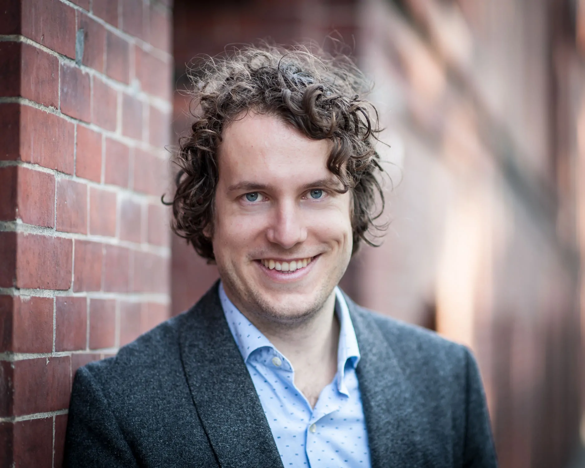 Johannes Fiegenbaum johannes@fiegenbaum.solutions +49 17620810953 Fiegenbaum & Cie. GmbH Geschäftsführer: Johannes Fiegenbaum Sitz der Gesellschaft: Hamburg Registergericht: Amtsgericht Hamburg, HRB 157814 USt.-ID: DE325208959
